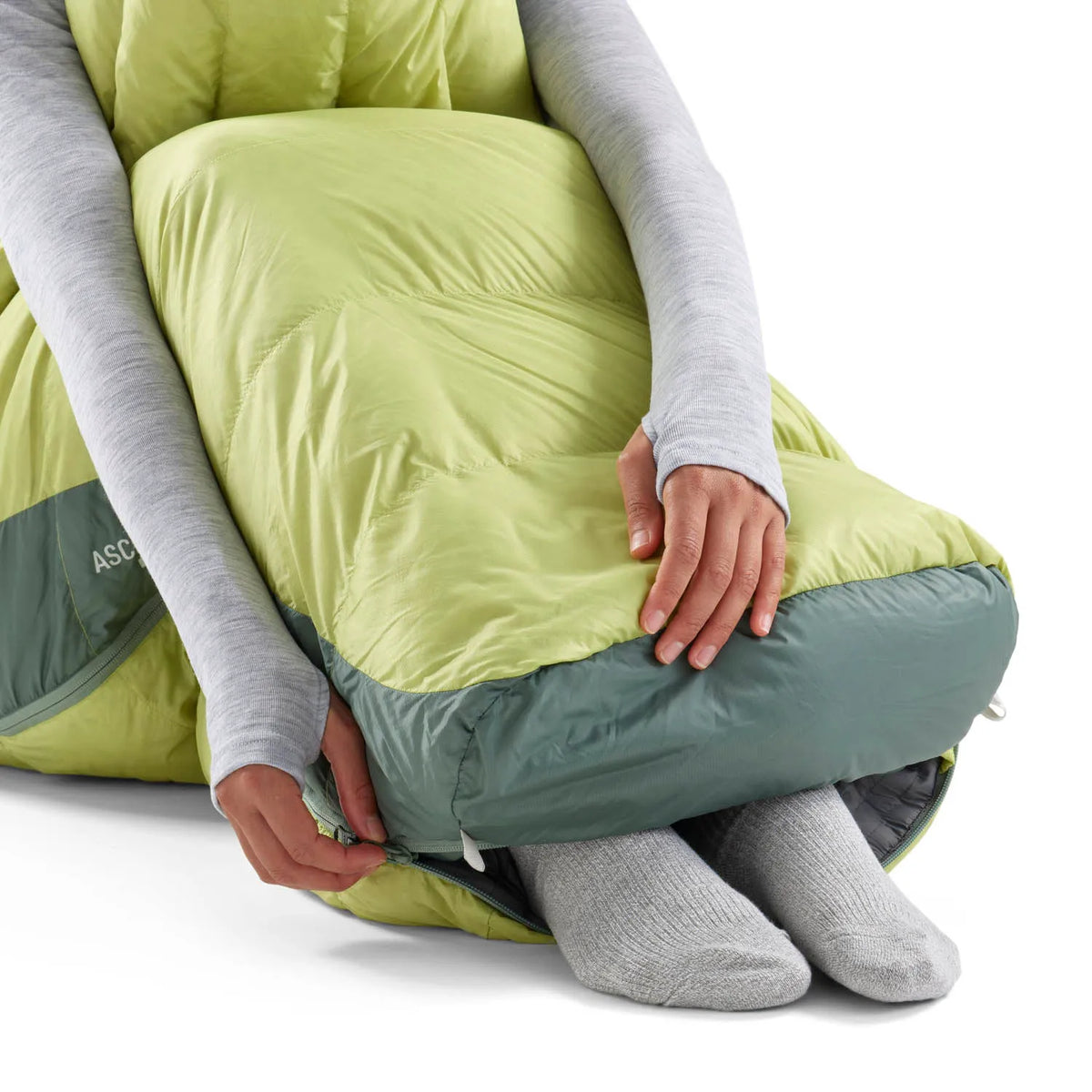Ascent Women's Down Sleeping Bag (15°F & 30°F) (Like New)